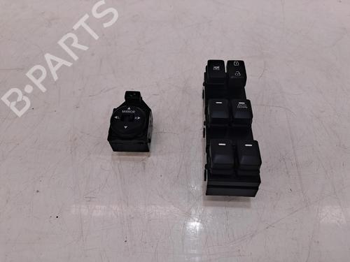 Used Right front window switch Right front window switch 39614779 39614779