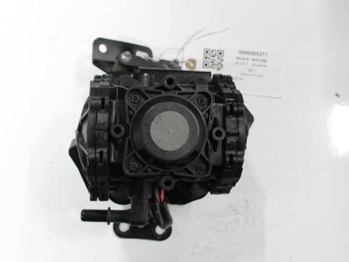 Vacuum pump ASTON MARTIN DB11 Vantage 5.2 V12 | BP26777128M80 - Image 2