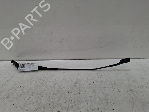 Used Front windshield wiper arm Front windshield wiper arm 38196459 38196459