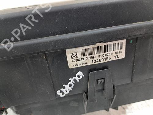 Fuse box VAUXHALL ADAM (M13) 1.2 | BP31965004E1