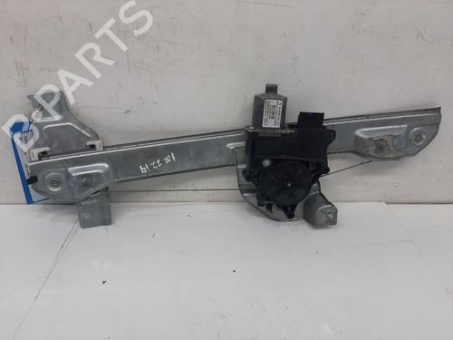 Rudehejsemekanisme Højre foran PEUGEOT 2008 I (CU_) 1.2 VTi (82 hp) 28039427