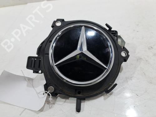 Used Tailgate handle MERCEDES-BENZ CLA (C118) CLA 200 (118.387) (163 hp) 32757430