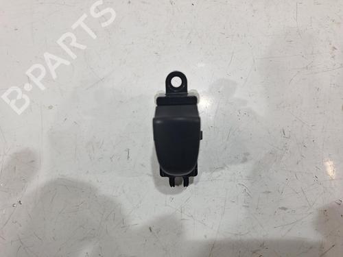 Switch NISSAN JUKE (F16_) 1.0 | BP31628280I30