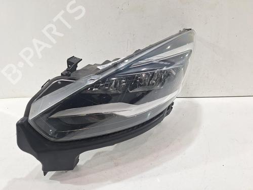 Used Left headlight VAUXHALL ZAFIRA Mk III (P12) 1.4 (75) (140 hp) 31685764