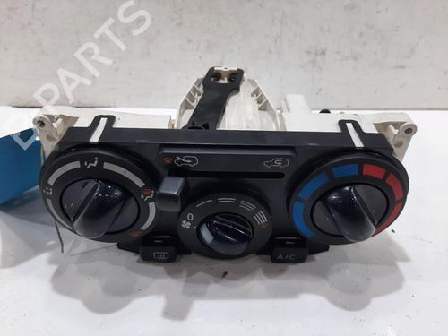 Used Climate control NISSAN MICRA III (K12) 1.2 16V (80 hp) 32214634