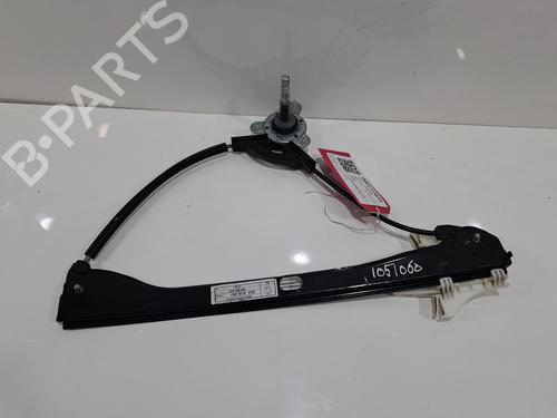 Rudehejsemekanisme venstre bagtil Rudehejsemekanisme venstre bagtil SKODA FABIA III (NJ3) 1.0 TSI (95 hp) 35963336 35963336