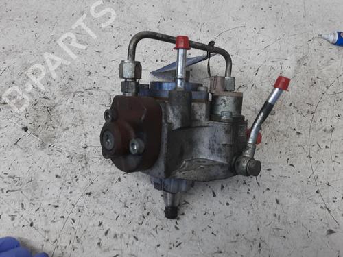 Used Injection pump VAUXHALL ZAFIRA Mk II (B) (A05) 1.7 CDTI (110 hp) 26835841