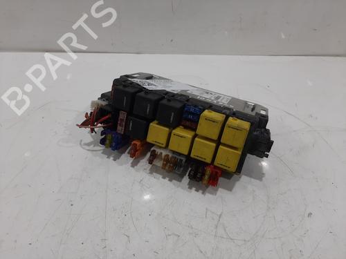 Used Fuse box Fuse box MERCEDES-BENZ S-CLASS (W220, V220) S 320 CDI (220.025, 220.125) (204 hp) 36289741 36289741