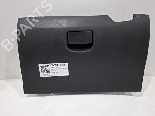 Used Glove box Glove box 39106395 39106395