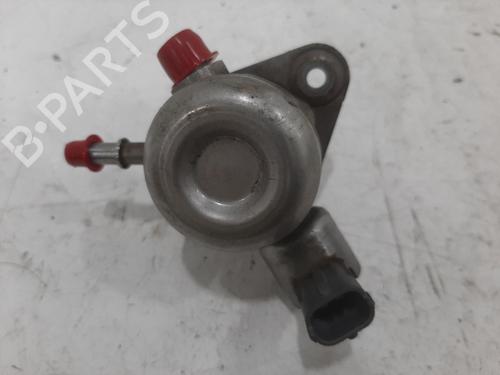 Used Fuel pump FORD FOCUS III 1.0 EcoBoost (125 hp) 26768843