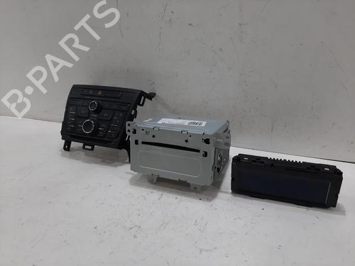 Radio VAUXHALL ZAFIRA Mk III (P12) 2.0 CDTi (75) | BP30119688E6 