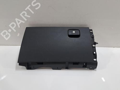 glove-box-jaguar-i-pace-x590-2018-34376867 main image