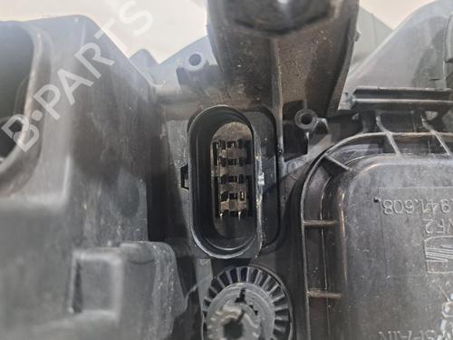 Right headlight SEAT IBIZA IV (6J5, 6P1) 1.4 | BP31769333C29 