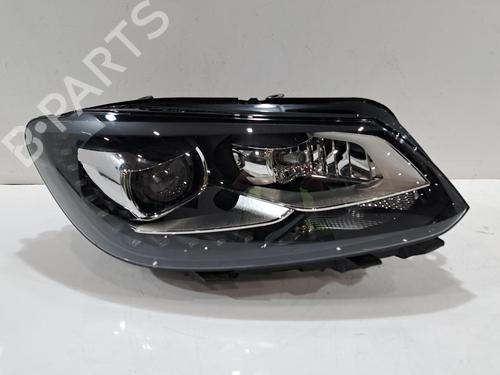 Used Right headlight VW TOURAN (1T3) 2.0 TDI (140 hp) 29266931