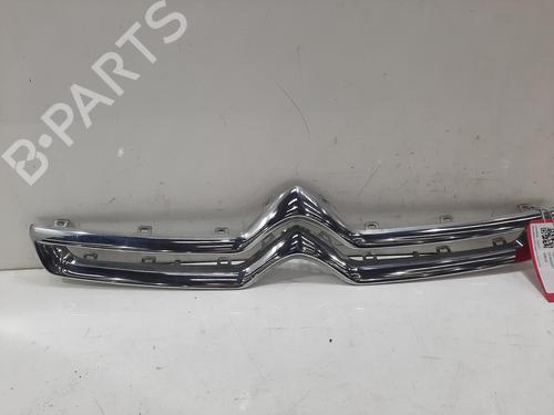 Used Grille Grille 38643410 38643410