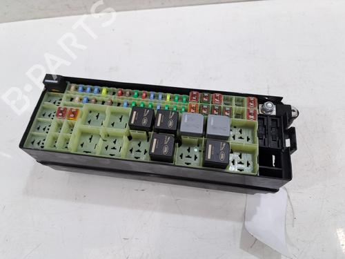 Used Fuse box Fuse box LAND ROVER RANGE ROVER IV (L405) 4.4 SDV8 4x4 (340 hp) 33318306 33318306