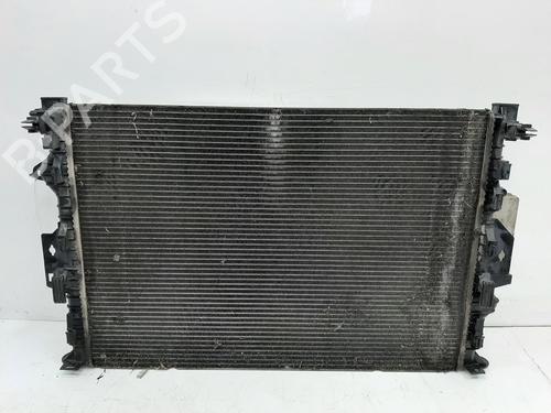 Used Water radiator Water radiator LAND ROVER FREELANDER 2 (L359) 2.2 TD4 4x4 (160 hp) 33839225 33839225