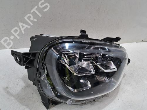 Right headlight CITROËN C3 III (SX) 1.2 THP 110 (SXHNPS, SXHNZT, SXHNZ6) | BP32528936C29