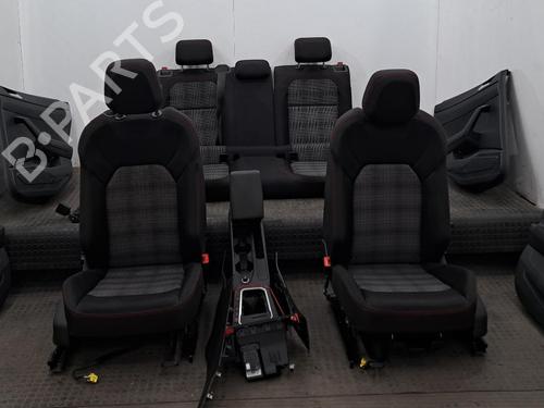Used Seats set Seats set VW POLO VI (AW1, BZ1, AE1) GTI (207 hp) 33435158 33435158
