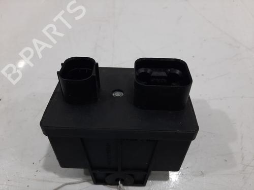 control-unit-land-rover-range-rover-iv-l405-2012-2013-2014-2015-2016-2017-2018-2019-2020-2021-32682925 main image