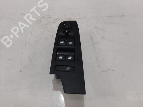 switch-citroen-c4-picasso-ii-2013-32239831 main image