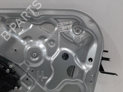 Rudehejsemekanisme Højre foran KIA VENGA (YN) 1.6 CRDi 115 | BP26744830C23