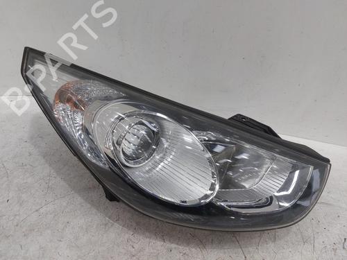 Used Right headlight HYUNDAI ix35 (LM, EL, ELH) 1.7 CRDi (116 hp) 26847338