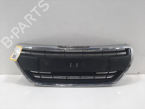 Grille PEUGEOT 208 I (CA_, CC_) 1.6 HDi / BlueHDi 75 (75 hp) 31341391