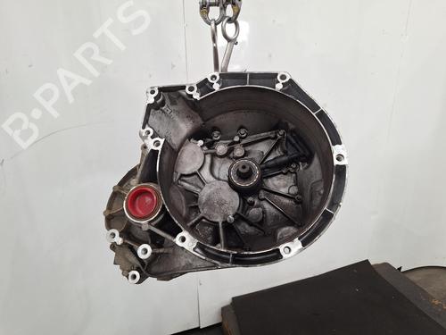 Used Gearbox VOLVO V40 Hatchback (525) D2 (114 hp) 30517095