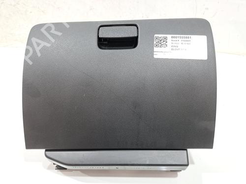 Used Glove box SUZUKI IGNIS III (MF, FF) 1.2 Hybrid (ATK412) (83 hp) 30324384