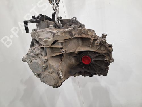 Gearbox VOLVO V40 Hatchback (525) T2 | BP31361442M3
