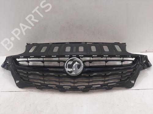 Used Grille VAUXHALL CORSA Mk IV (E) (X15) 1.4 (75 hp) 32528749