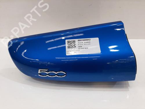 glove-box-fiat-500x-334_-2014-33987917 main image