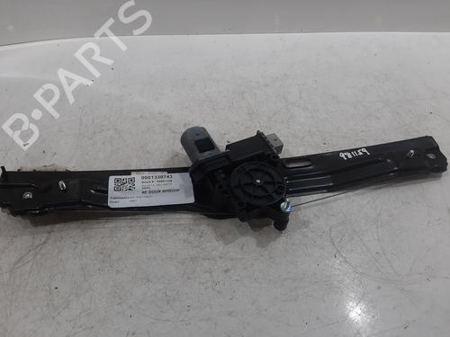 Used Front right window mechanism FIAT 500L (351_, 352_) 1.6 D Multijet (199LYD1B) (105 hp) 26846414