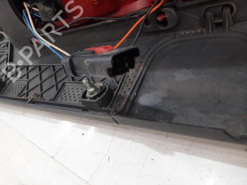 Right taillight VAUXHALL VIVARO A Bus (X83) 2.0 CDTI | BP30495203C35