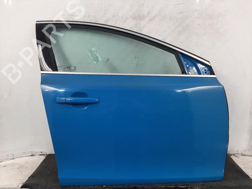 Used Right front door VOLVO V40 Hatchback (525) T2 (122 hp) 29922786