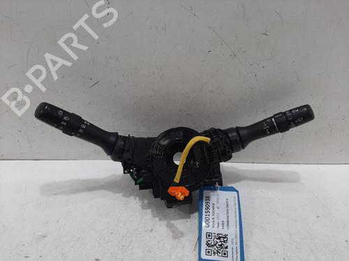Used Switch TOYOTA YARIS (_P13_) 1.5 (NSP131_) (112 hp) 30928456