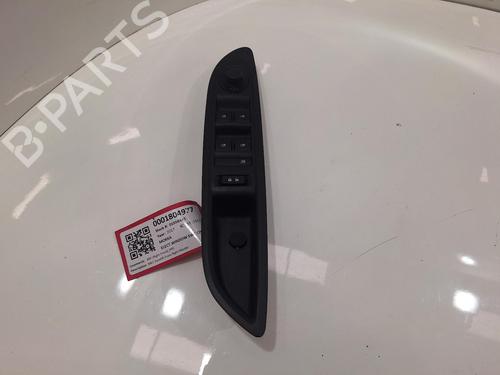 Used Right front window switch Right front window switch 38463516 38463516