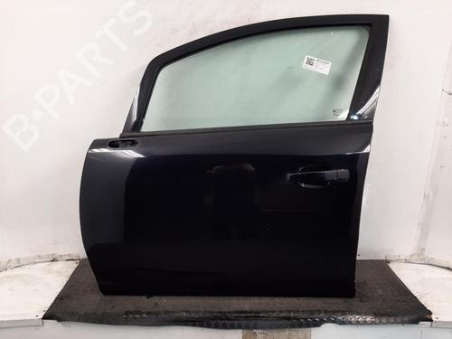 left-front-door-vauxhall-corsa-mk-iii-d-s07-2006-2007-2008-2009-2010-2011-2012-2013-2014-32193624 main image