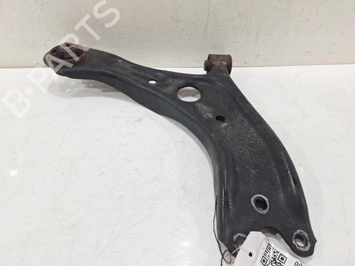 Used Left front suspension arm HYUNDAI TUCSON (TL, TLE) 2.0 CRDi (136 hp) 31208139