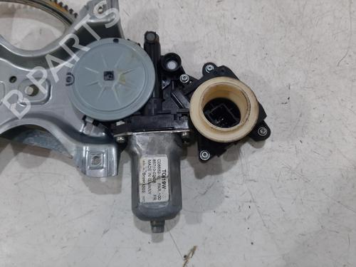 Front right window mechanism TOYOTA AURIS (_E18_) 1.4 D-4D (NDE180_, NDE180R) | BP31999804C23 