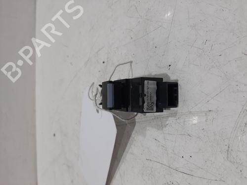 other-jaguar-i-pace-x590-2018-34403680 main image
