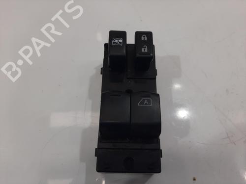 Used Switch NISSAN MICRA IV (K13K, K13KK) 1.2 DIG-S (98 hp) 28311949