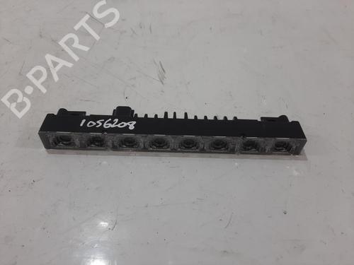 terzo-stop-nissan-note-e12-2012-37666658 main image