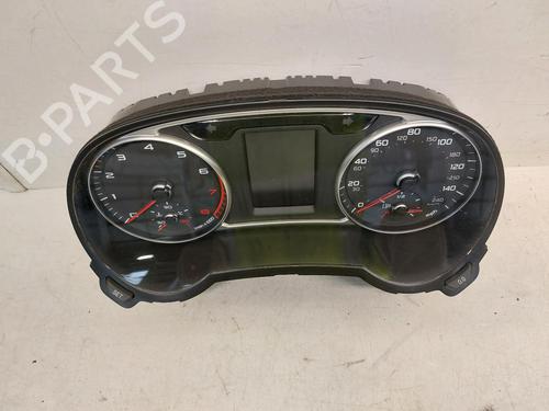 Cockpit AUDI A1 Sportback (8XA, 8XF) 1.0 TFSI (95 hp) 26864719