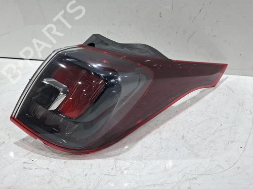 Used Right taillight Right taillight VAUXHALL CROSSLAND X / CROSSLAND (P17) 1.2 (75) (83 hp) 39951854 39951854