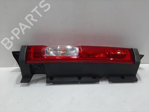 Venstre Baklys VAUXHALL VIVARO A Bus (X83) 2.0 CDTI (90 hp) 28161353