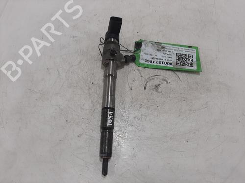 Used Injector VW TOURAN (1T3) 1.6 TDI (105 hp) 30671062
