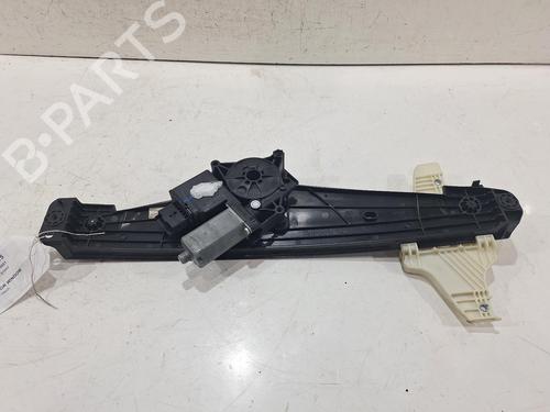 Rudehejsemekanisme Højre bagtil PEUGEOT 5008 II (MC_, MJ_, MR_, M4_) 1.5 BlueHDi 130 (MCYHZJ, MCYHZR, MCYHZX) (131 hp) 31685532