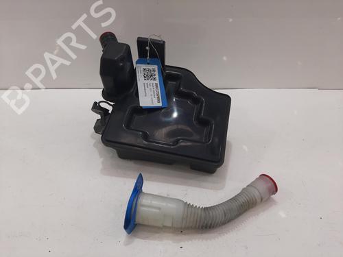 Used Windscreen washer tank Windscreen washer tank SKODA RAPID (NH3, NK3, NK6) 1.2 TSI (105 hp) 36383923 36383923